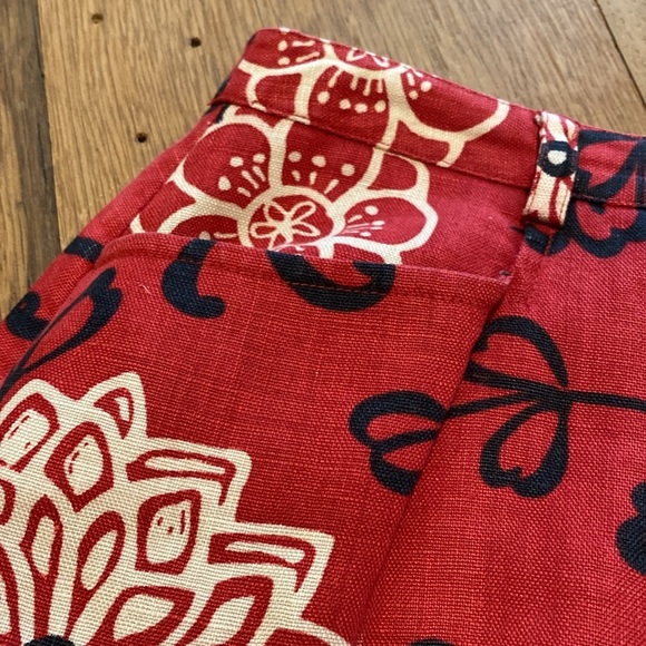 Harold’s Linen Maxi Skirt w Pockets Floral Red White Black Sz 6 - Picture 3 of 9